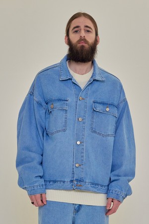 CB CLASSIC DENIM TRUCKER JACKET (LIGHT BLUE)