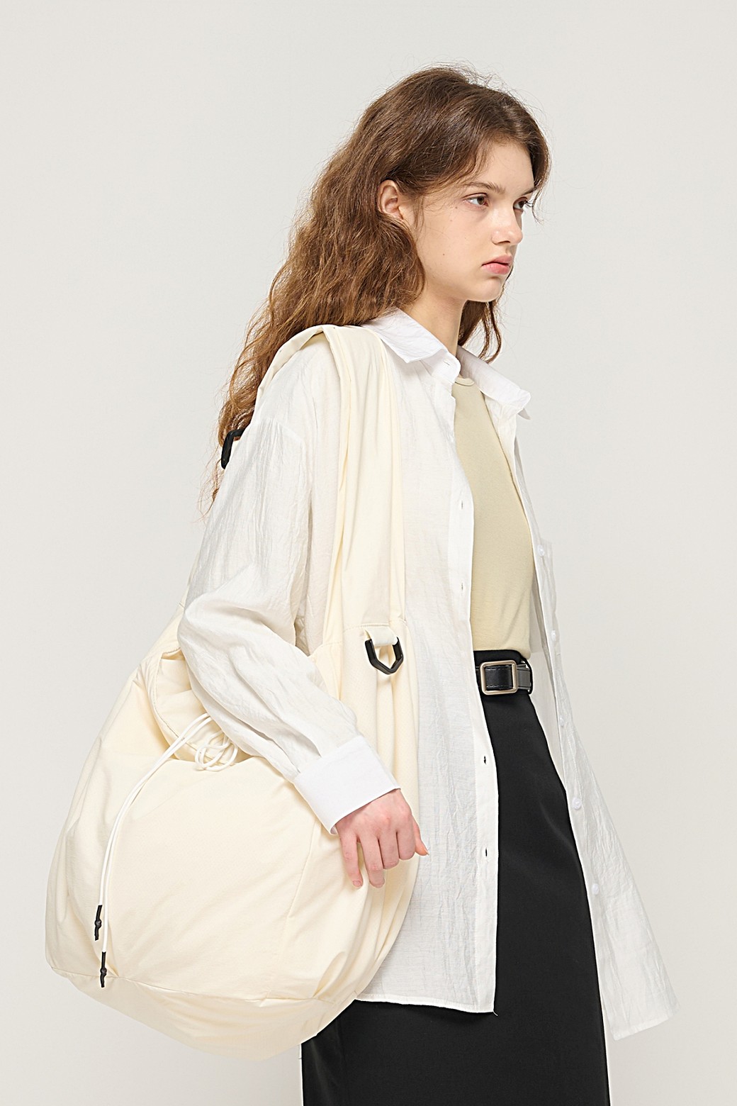 스트릿 빅사이즈 크로스 숄더백 (아이보리)_CARGOBROS FOR WOMAN