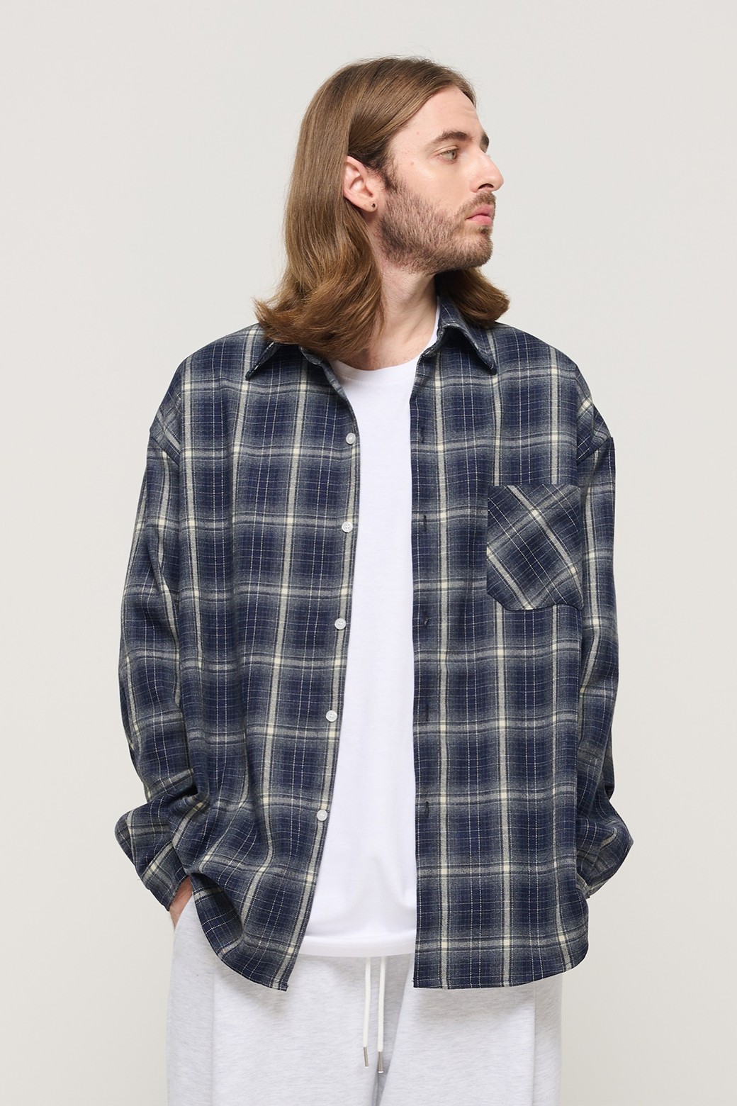 CARGOBROS - 긴팔셔츠 - PREMIUM FLANNEL SEMI-OVERSIZED CHECK SHIRT (NAVY)