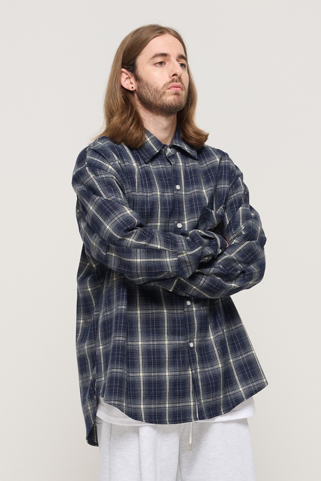 CARGOBROS - 긴팔셔츠 - PREMIUM FLANNEL SEMI-OVERSIZED CHECK SHIRT (NAVY)