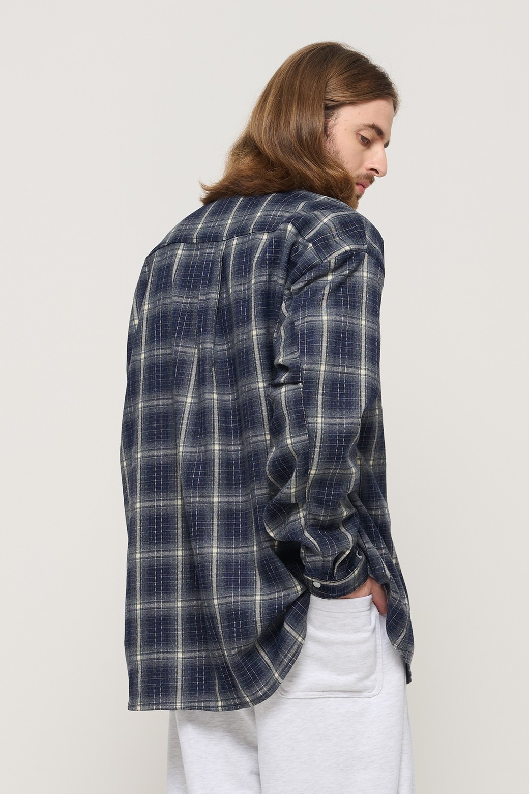 CARGOBROS - 긴팔셔츠 - PREMIUM FLANNEL SEMI-OVERSIZED CHECK SHIRT (NAVY)