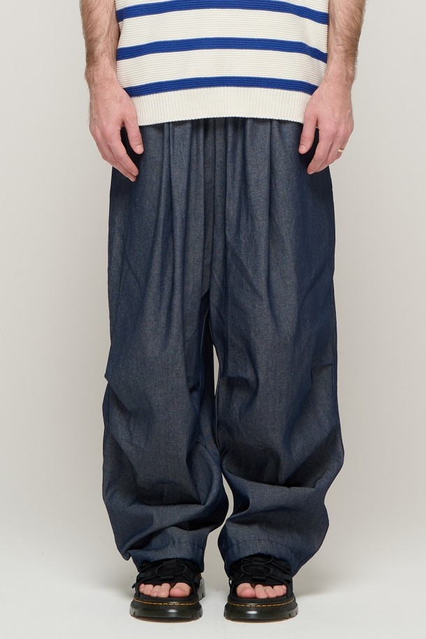 CARGOBROS - 데님 - CB PARACHUTE WIDE BALLOON DENIM PANTS (BLUE)