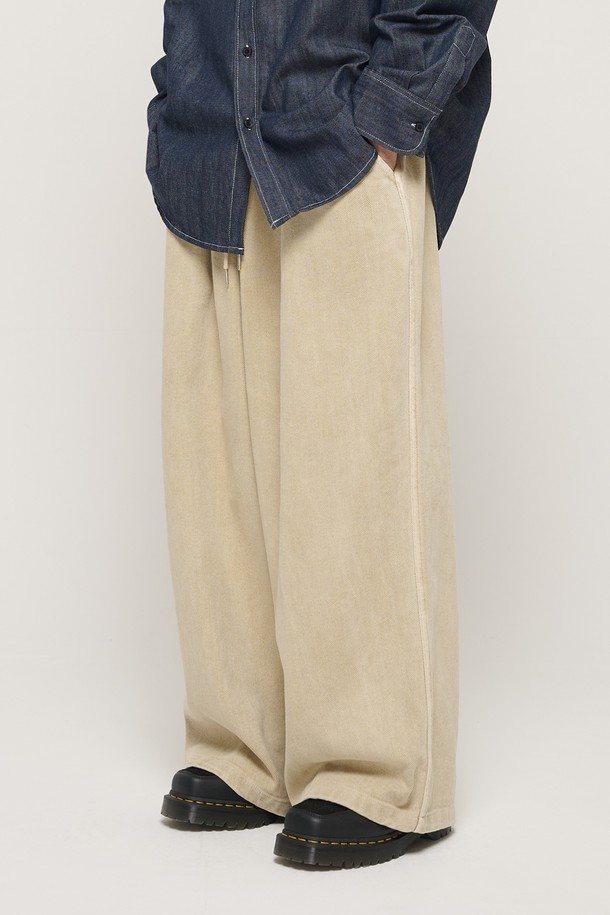 CARGOBROS - 캐주얼팬츠 - CB PIGMENT MULTI POCKET BANDING PANTS (BEIGE)