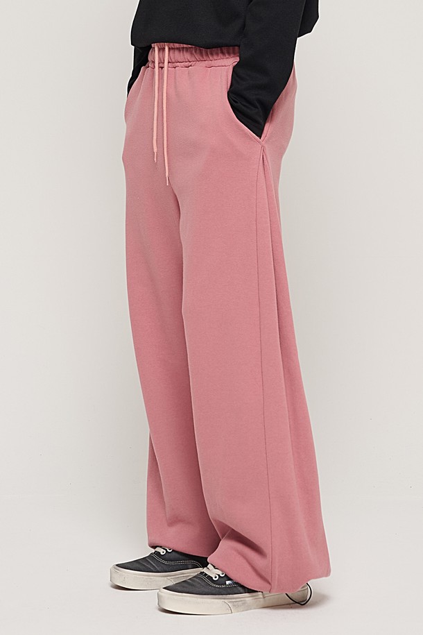 CARGOBROS - 캐주얼팬츠 - SIDE PINTUCK STANDARD SEMI-WIDE STRING PANTS (PINK)