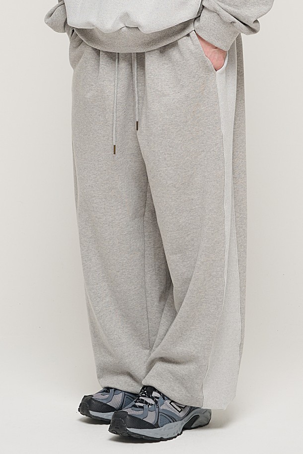 CARGOBROS - 캐주얼팬츠 - Y2K STYLE BASIC OVERSIZED SWEAT PANTS (GRAY)