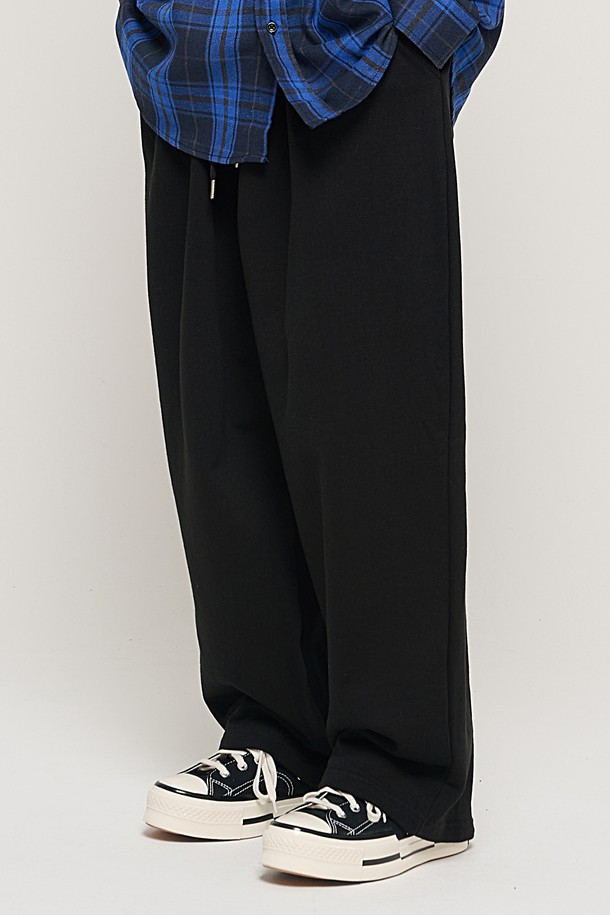 CARGOBROS - 캐주얼팬츠 - HIP POINT INCISION WIDE BALLOON PANTS (BLACK)