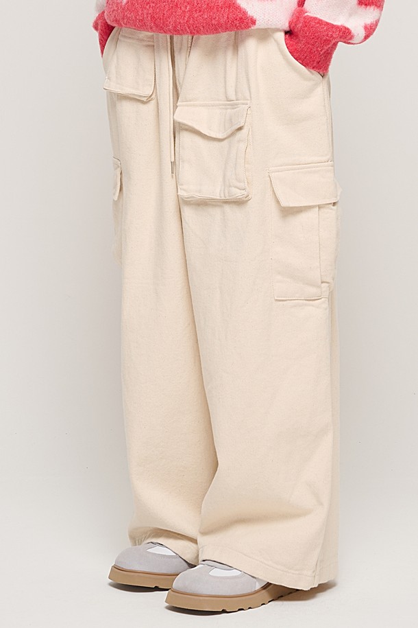 CARGOBROS - 캐주얼팬츠 - CB MULTI CARGO BANDING PANTS (CREAM)