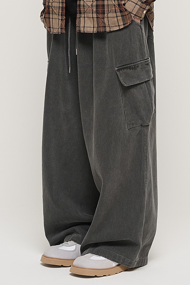 CARGOBROS - 캐주얼팬츠 - CB GAMENT BANDING BALLOON CARGO PANTS (CHARCHOL)