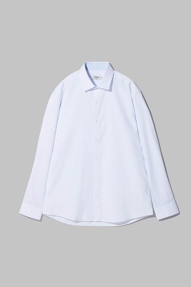 [툭] 모달 폴리 셔츠_화이트는 부드러운 촉감과 뛰어난 통기성을 자랑하는 남성용 슬림핏 셔츠입니다. 고밀도 스트레치 소재로 제작되어 주름 방지 기능과 신축성을 제공하며, 변형 없이 오랜 기간 착용할 수 있습니다. 베이직한 디자인에 세미와이드 칼라, 긴 소매, 얇은 두께감으로 사계절 내내 일상복으로 활용하기 좋습니다.
