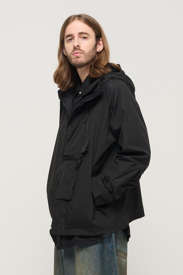 CARGOBROS - 블루종/점퍼 - WATERPROOF CASUAL MULTI-POCKET HOODED WINDBREAKER (BLACK)