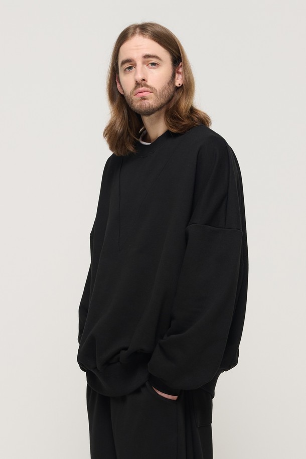 CARGOBROS - 스웨트셔츠 - ROUND NECK POINT RAGLAN TERRY SWEATSHIRT (BLACK)