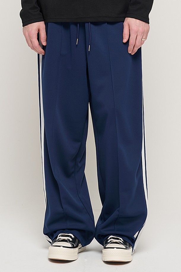 CARGOBROS - 캐주얼팬츠 - SIDE LINE TRACK TRAINING PANTS (NAVY)