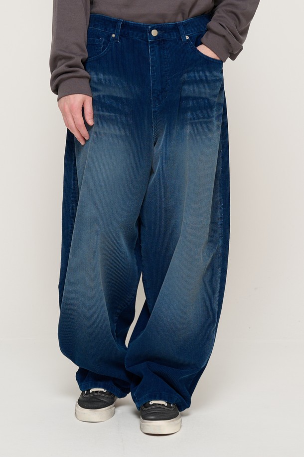 CARGOBROS - 캐주얼팬츠 - WASHED CORDUROY BALLOON PANTS (NAVY)