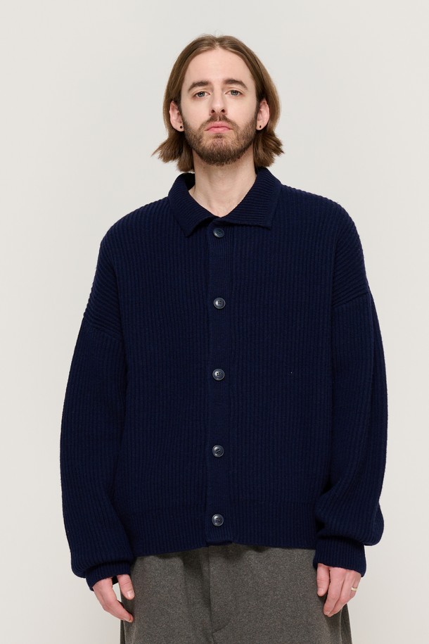 CARGOBROS - 가디건 - BUTTON POINT KNIT CARDIGAN (NAVY)