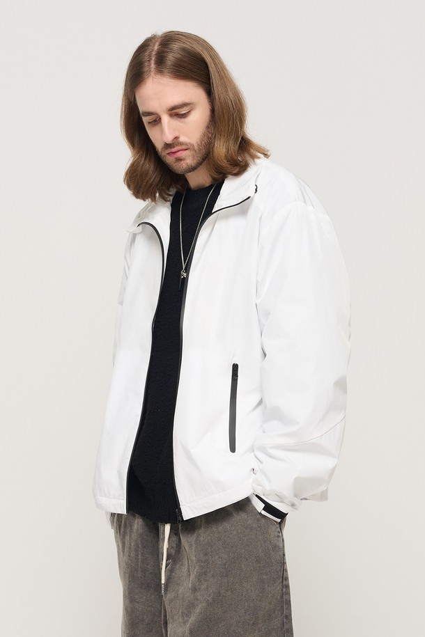 CARGOBROS - 블루종/점퍼 - WATERPROOF ZIPPER POINT WIND BREAKER (WHITE)