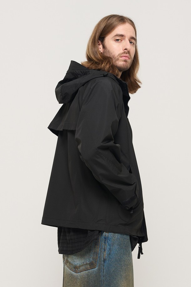 CARGOBROS - 블루종/점퍼 - WATERPROOF CASUAL MULTI-POCKET HOODED WINDBREAKER (BLACK)