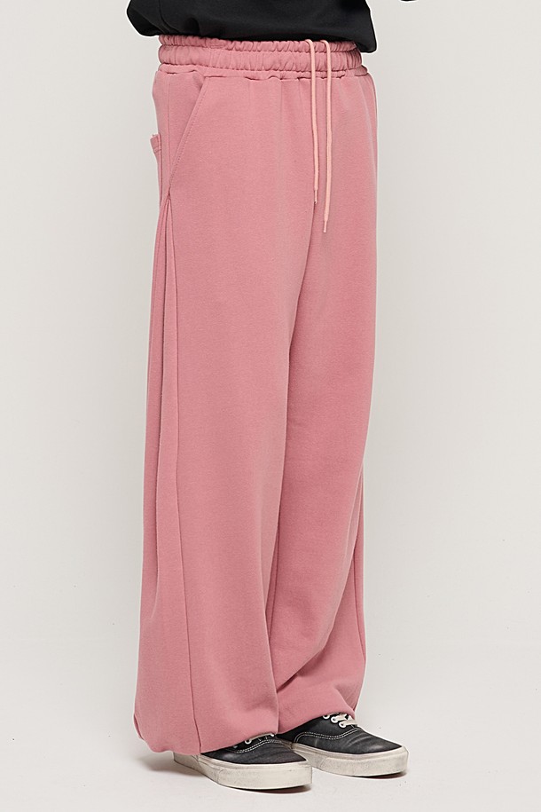 CARGOBROS - 캐주얼팬츠 - SIDE PINTUCK STANDARD SEMI-WIDE STRING PANTS (PINK)