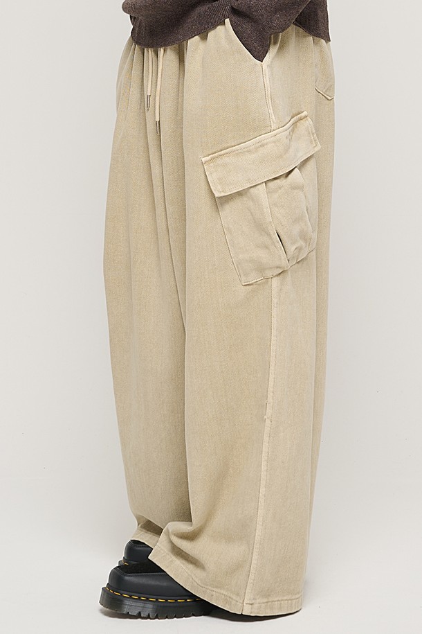 CARGOBROS - 캐주얼팬츠 - CB GAMENT BANDING BALLOON CARGO PANTS (BEIGE)