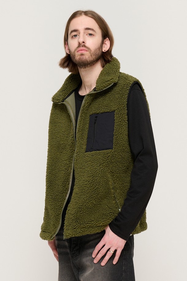 CARGOBROS - 베스트 - FLEECE POCKET VEST (KHAKI)