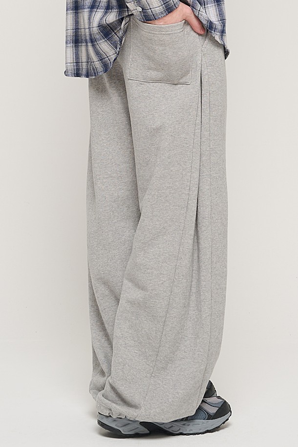 CARGOBROS - 캐주얼팬츠 - SIDE PINTUCK STANDARD SEMI-WIDE STRING PANTS (GRAY)