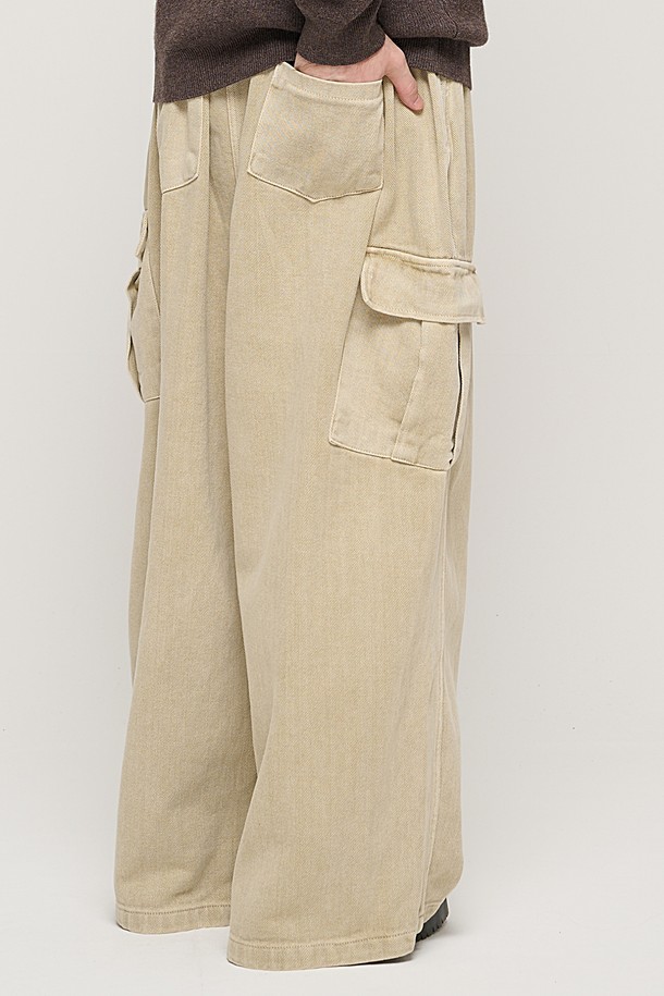 CARGOBROS - 캐주얼팬츠 - CB GAMENT BANDING BALLOON CARGO PANTS (BEIGE)