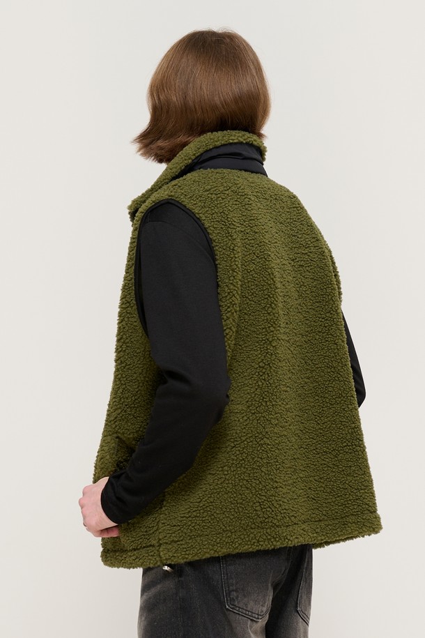 CARGOBROS - 베스트 - FLEECE POCKET VEST (KHAKI)