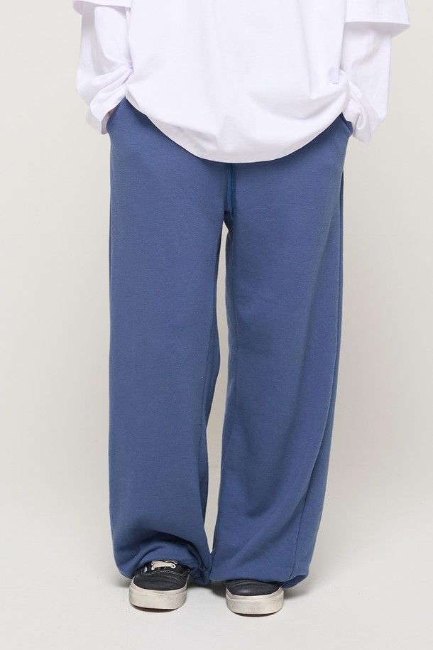 CARGOBROS - 캐주얼팬츠 - IN PIGMENT TRAINING WIDE STRAIGHT PANTS (NAVY)