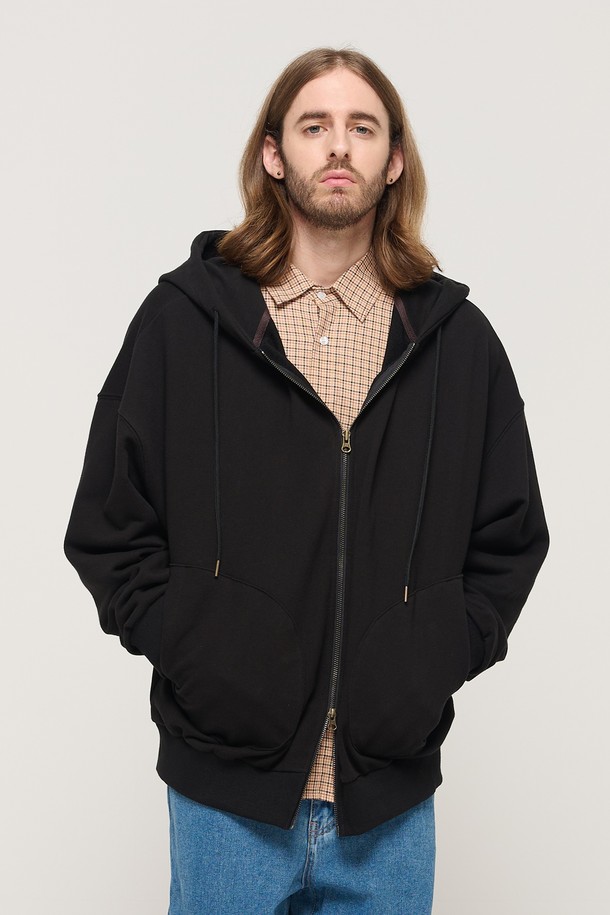 CARGOBROS - 후디 - CIRCLE POCKET OVER FIT  HOOD ZIP UP (BLACK)