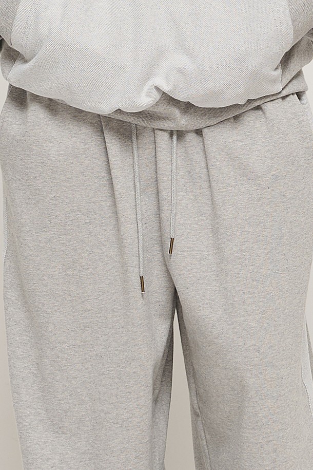 CARGOBROS - 캐주얼팬츠 - Y2K STYLE BASIC OVERSIZED SWEAT PANTS (GRAY)