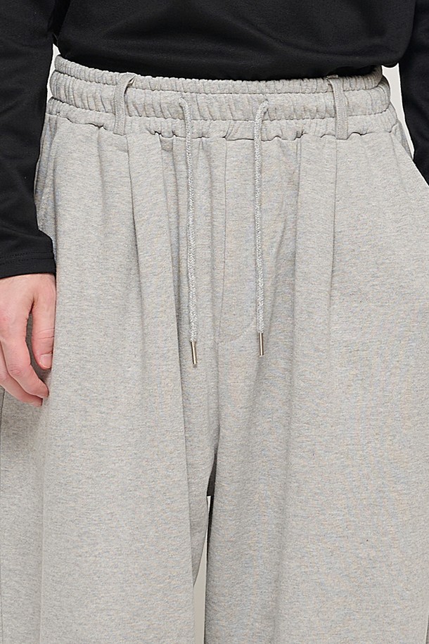 CARGOBROS - 캐주얼팬츠 - HIP POINT INCISION WIDE BALLOON PANTS (GRAY)