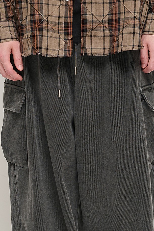 CARGOBROS - 캐주얼팬츠 - CB GAMENT BANDING BALLOON CARGO PANTS (CHARCHOL)