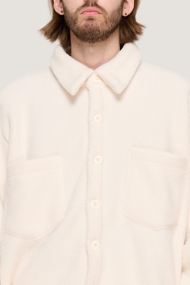 CARGOBROS - 긴팔셔츠 - TEDDY OVER FLEECE SHIRT (IVORY)