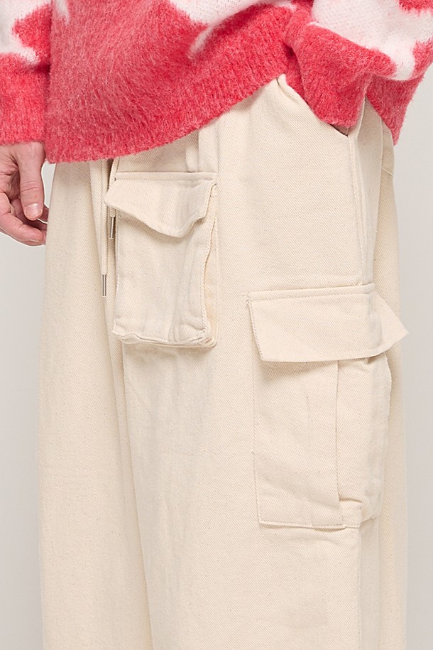 CARGOBROS - 캐주얼팬츠 - CB MULTI CARGO BANDING PANTS (CREAM)