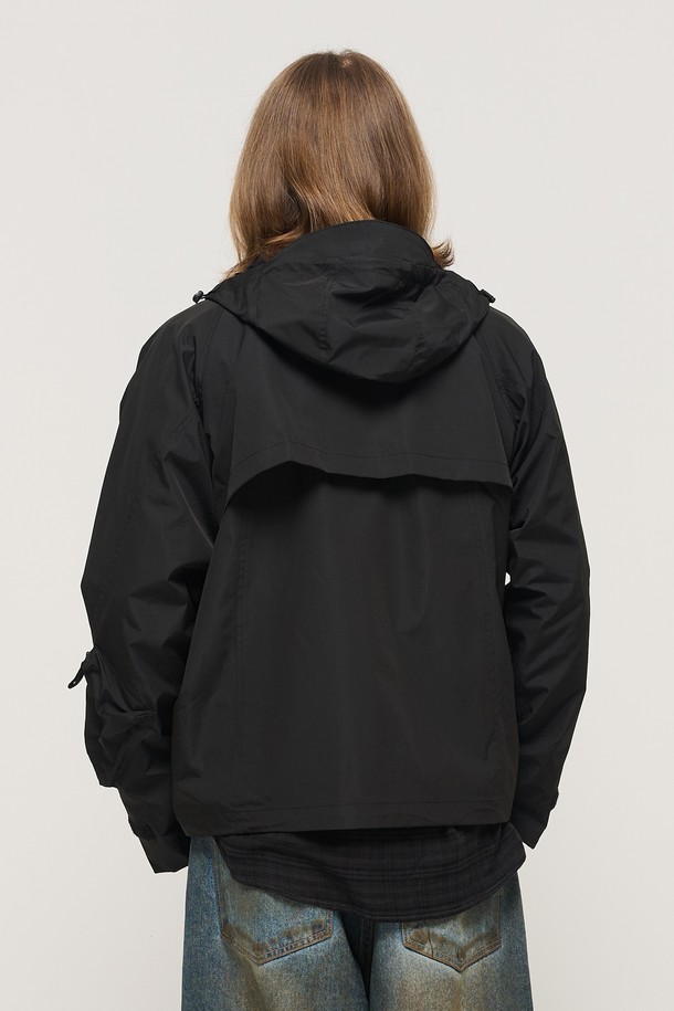 CARGOBROS - 블루종/점퍼 - WATERPROOF CASUAL MULTI-POCKET HOODED WINDBREAKER (BLACK)