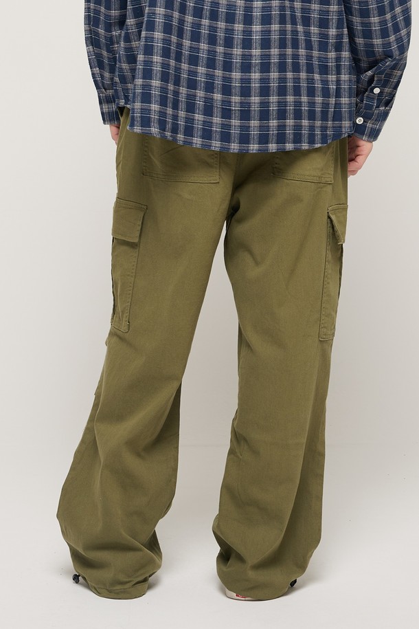 CARGOBROS - 캐주얼팬츠 - [코오롱몰 단독] RELAX WIDE FIT COTTON PARACHUTE CARGO BANDING PANTS (KHAKI)