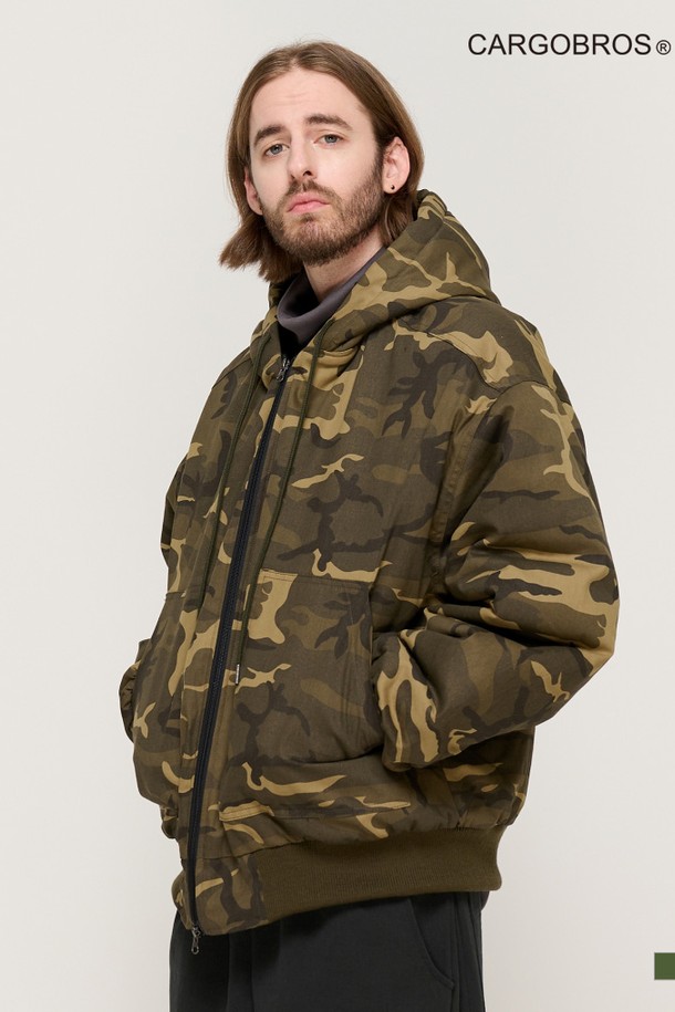 CARGOBROS - 블루종/점퍼 - CAMO RANDOM PATTERN HOOD JUMPER (KHAKI)