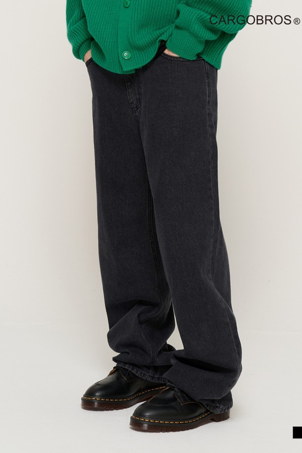 CARGOBROS - 데님 - ESSENTIAL SEMI-WIDE FIT DENIM PANTS (BLACK)