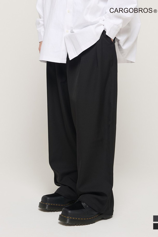 CARGOBROS - 캐주얼팬츠 - FOUR SEASONS BALLOON LONG SLACKS (BLACK)