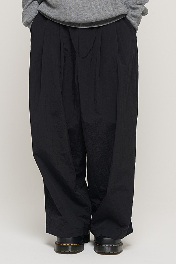 CARGOBROS - 캐주얼팬츠 - WIDE NYLON BELT BAND PANTS (BLACK)