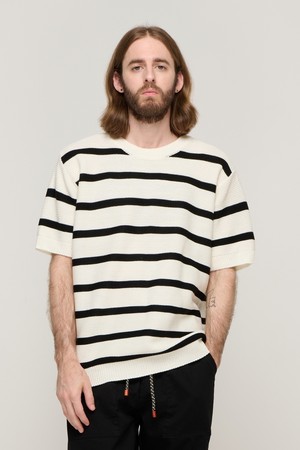 CB STRIPE ROUND HALF KNIT (BLACK)