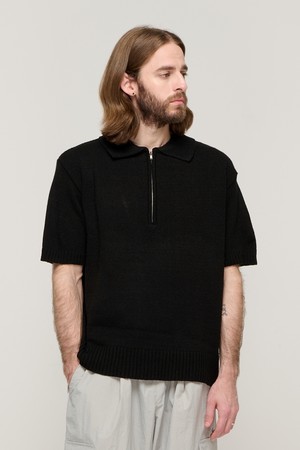 STANDARD HALF-ZIP COLLAR SHORT SLEEVE KNIT (BLACK)