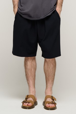 CB COZY COOL AIR SWEAT SHORTS (BLACK)