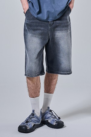 버뮤다 스노우 워싱 데님 하프팬츠 (흑청)