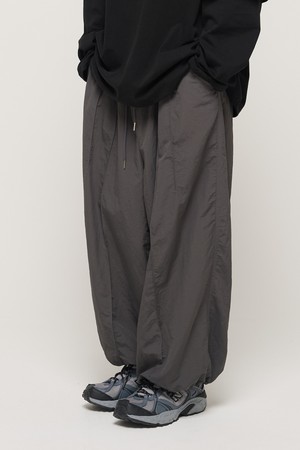 WIND PIN TUCK WIDE STRING PANTS (CHARCHOL)