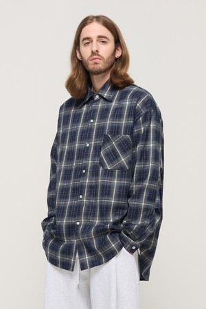 PREMIUM FLANNEL SEMI-OVERSIZED CHECK SHIRT (NAVY)