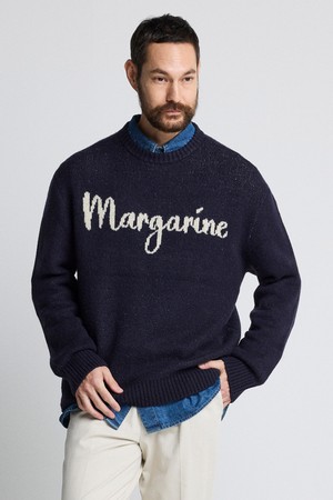 레터링 자카드 라운드 니트 네이비