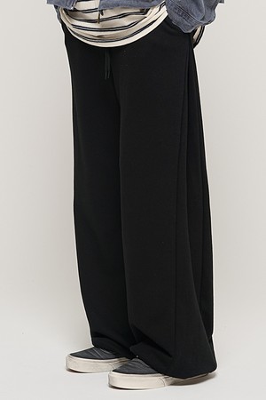 SIDE PINTUCK STANDARD SEMI-WIDE STRING PANTS (BLACK)