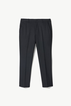 어반 에센셜 울혼방 슬랙스_블랙 (테이퍼드핏)