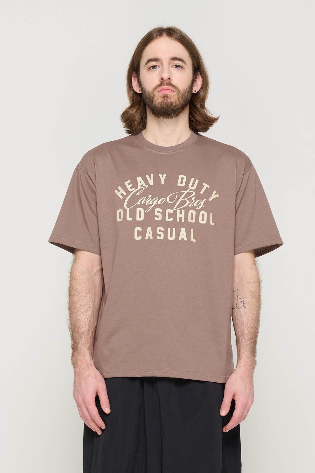 CARGOBROS - 반팔티셔츠 - OLD SCHOOL LOGO OVER SHORT SLEEVE T-SHIRT (MOCHA)