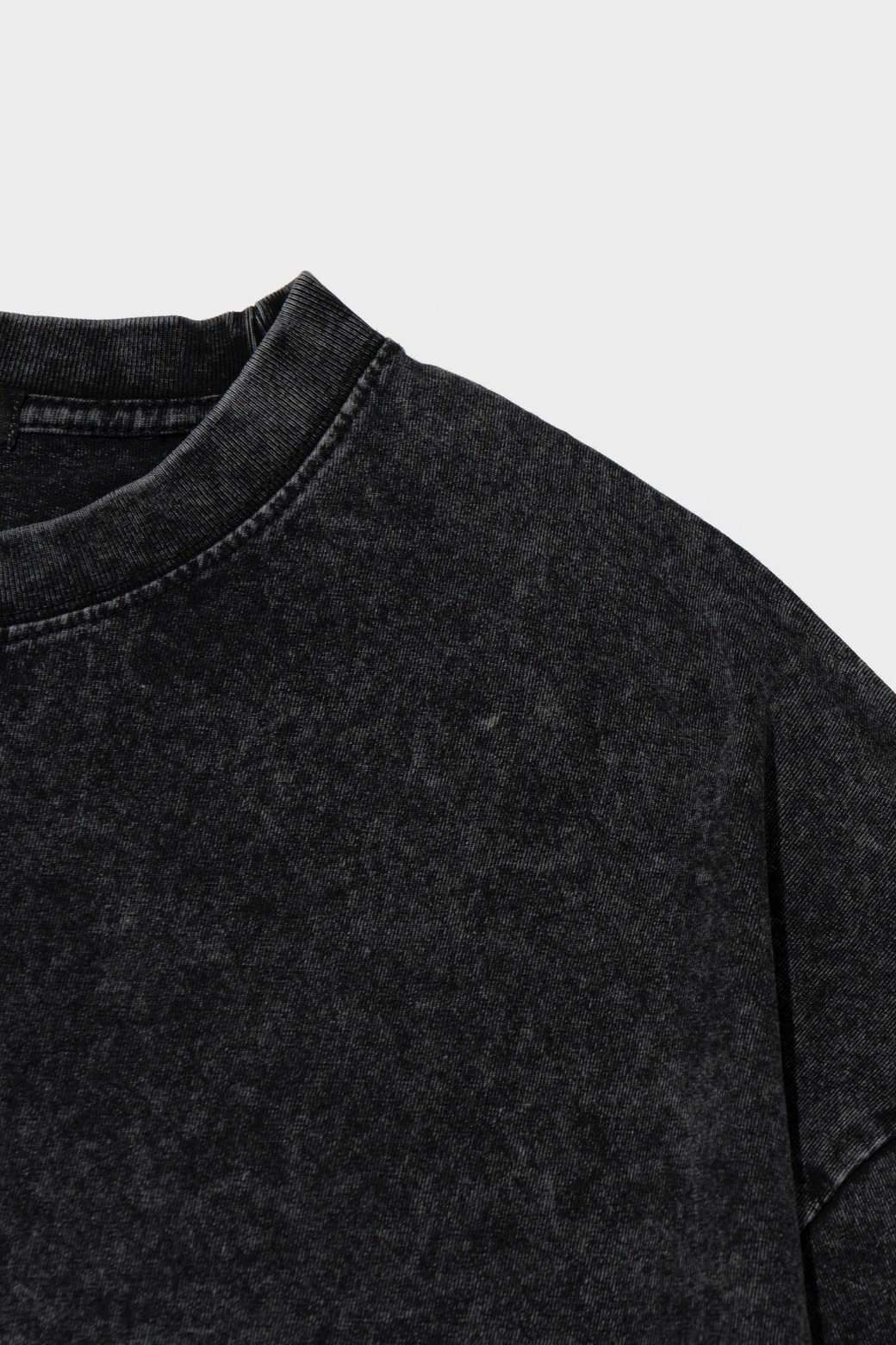 CARGOBROS - 긴팔티셔츠 - PIGMENT WASHED LONG SLEEVE T-SHIRT (CHARCOAL)